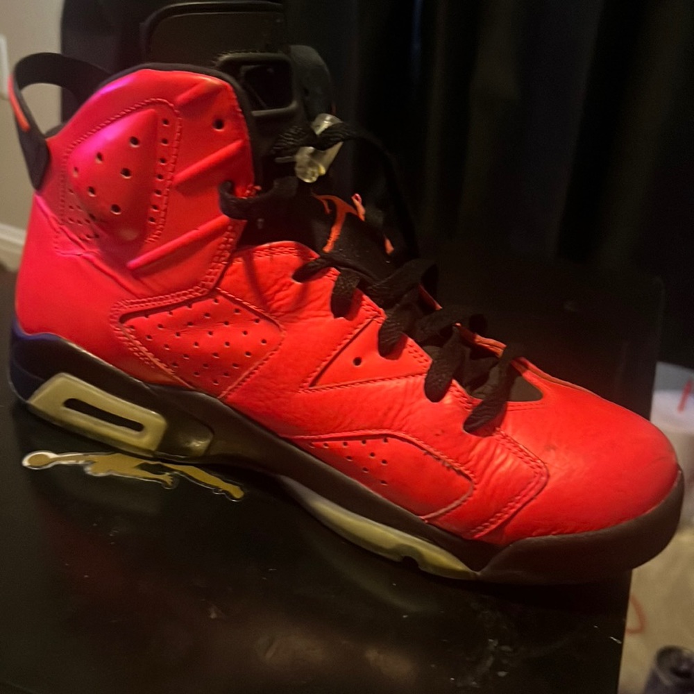 Red Jordan 6’s